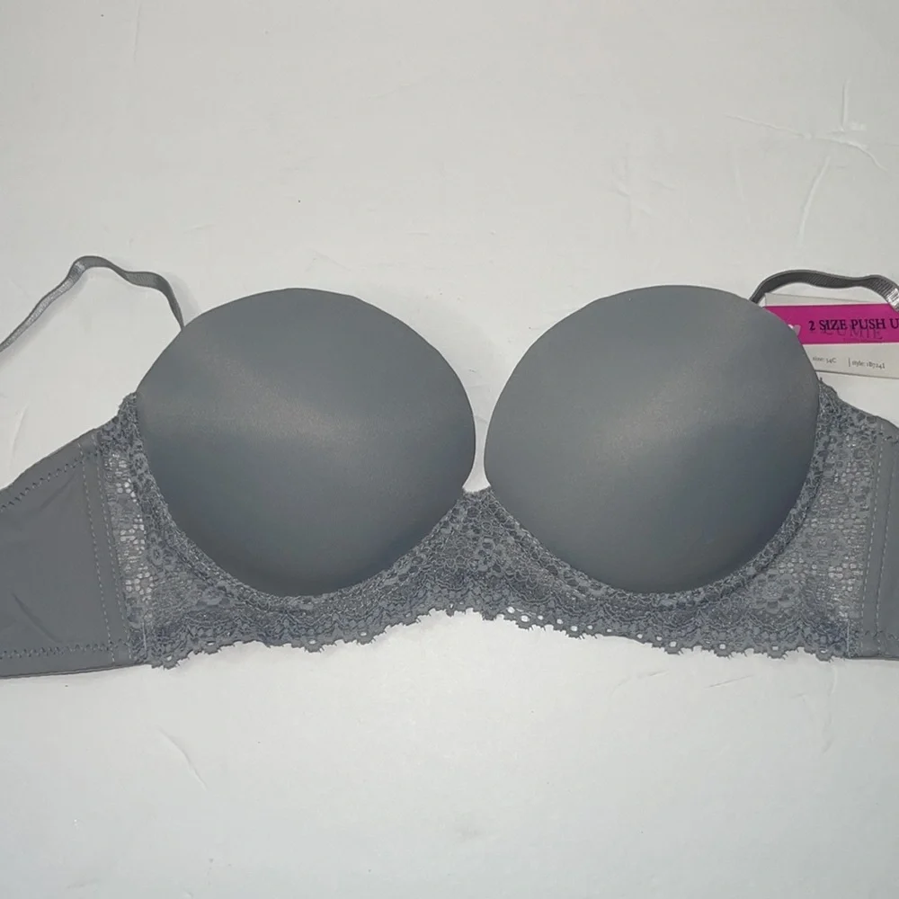 Super Push Up Extreme Padded Maximum Lift Lace Multi-way Strapless Bra.